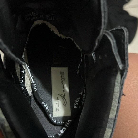 PO: VH Dreamy Star High Top Sneakers - Black/White - Picture 5 of 6